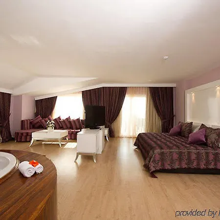 Roma & (adults Only) 5* סייד
