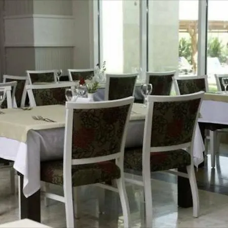 Roma & (adults Only) מלון 5*