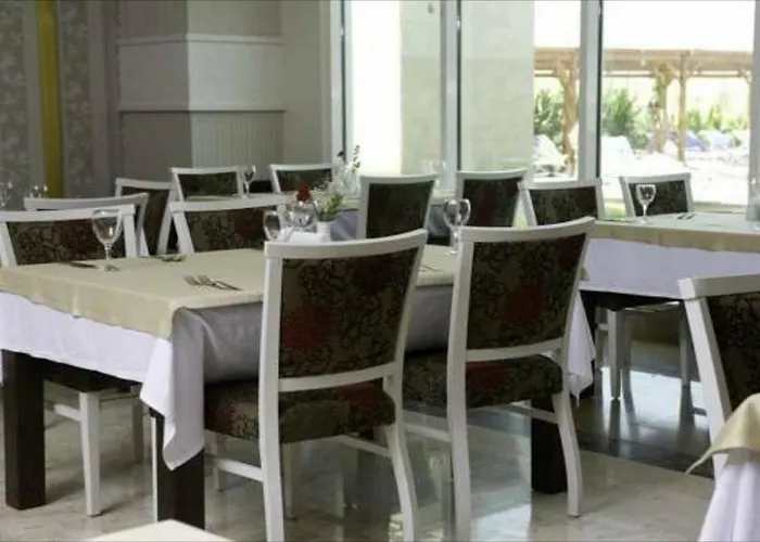 Roma & (adults Only) Готель 5*