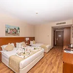 Roma & (adults Only) مانافجات