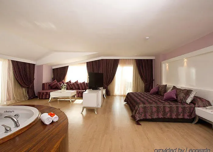 Roma & (adults Only) 5* Side