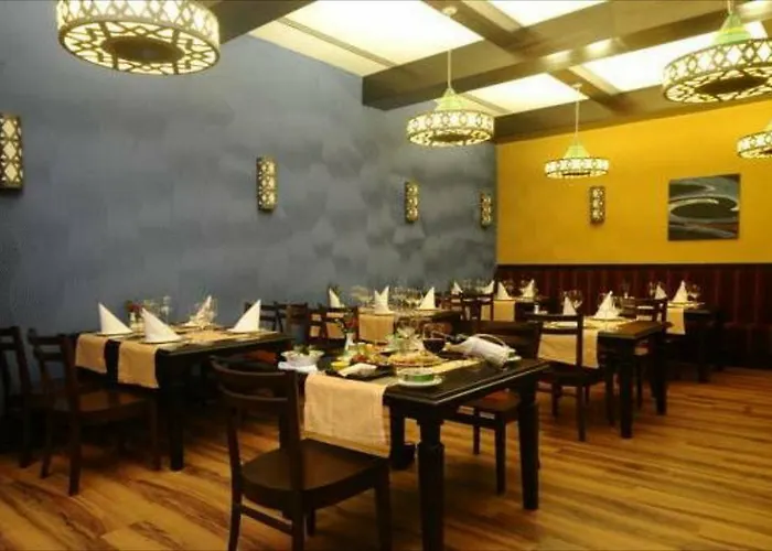 Roma & (adults Only) Szálloda 5*