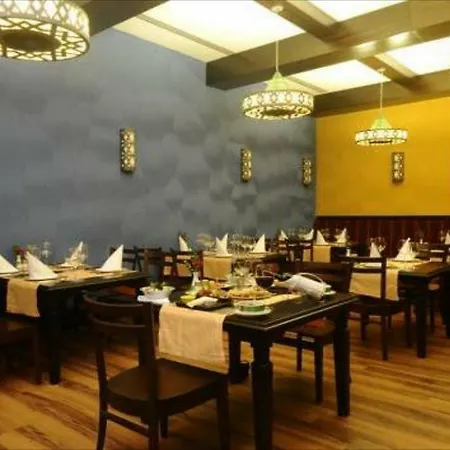 Roma & (adults Only) Ξενοδοχείο 5*